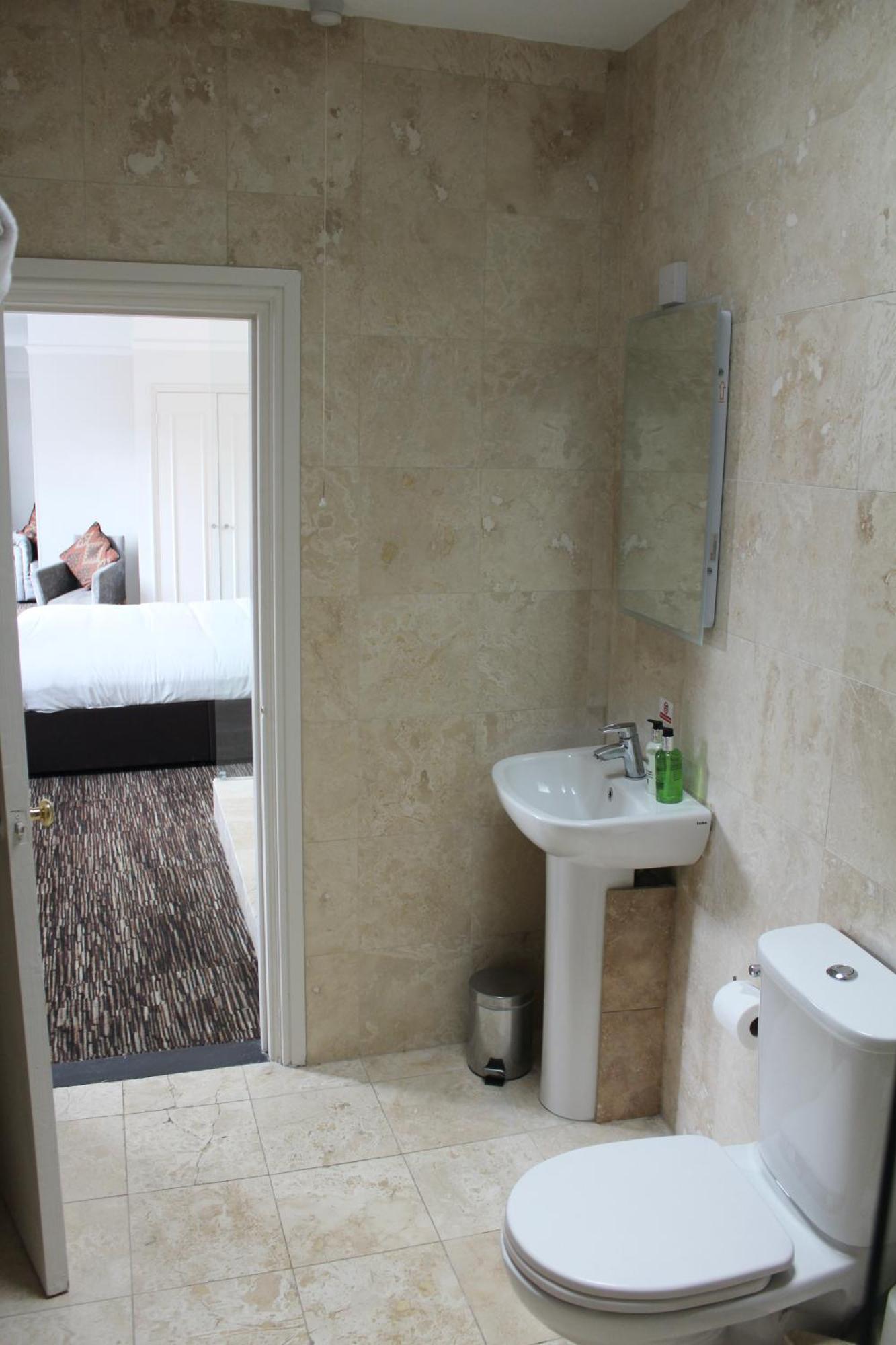 The Saracens Head Hotel Great Dunmow Ngoại thất bức ảnh