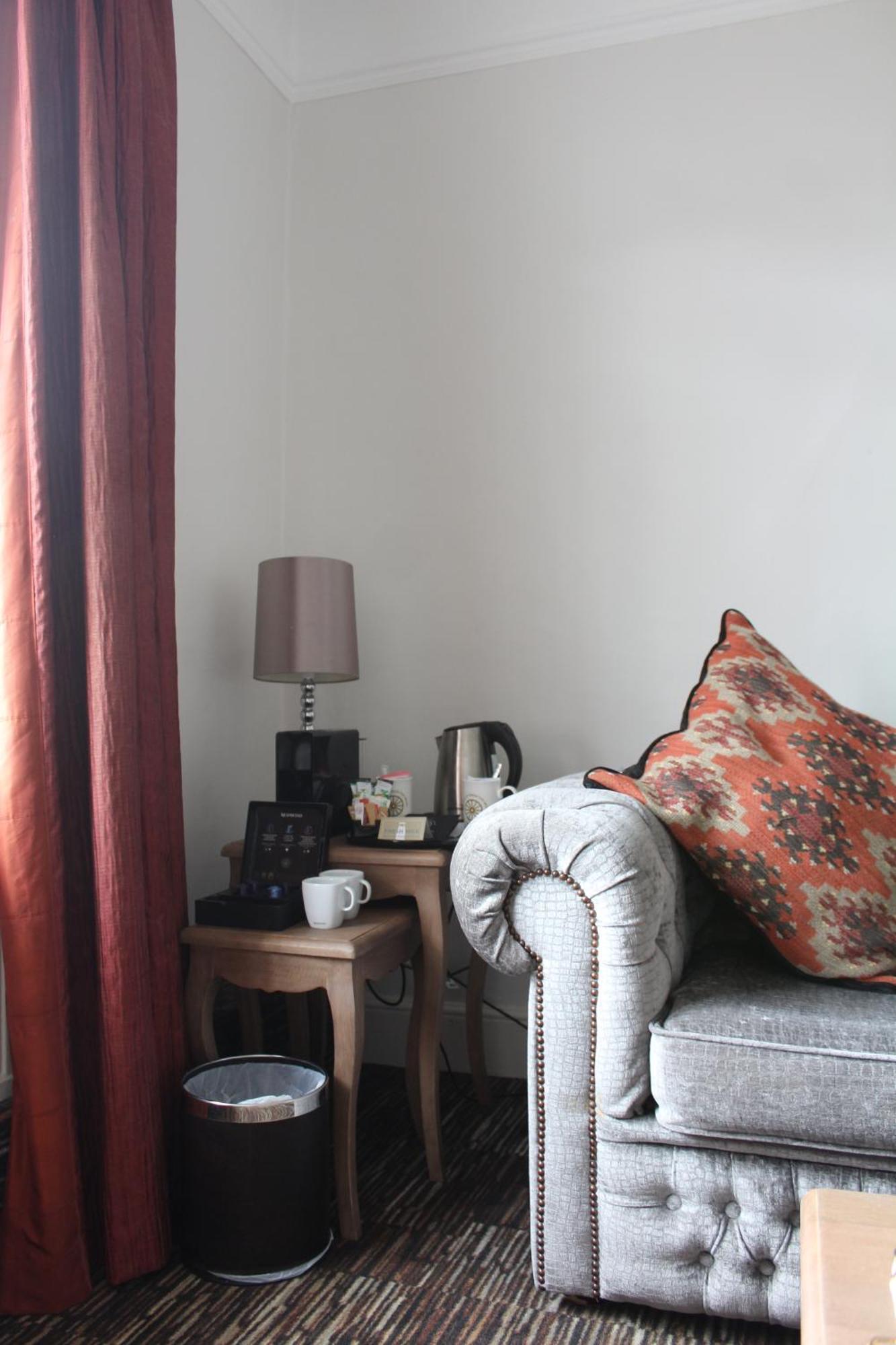 The Saracens Head Hotel Great Dunmow Ngoại thất bức ảnh