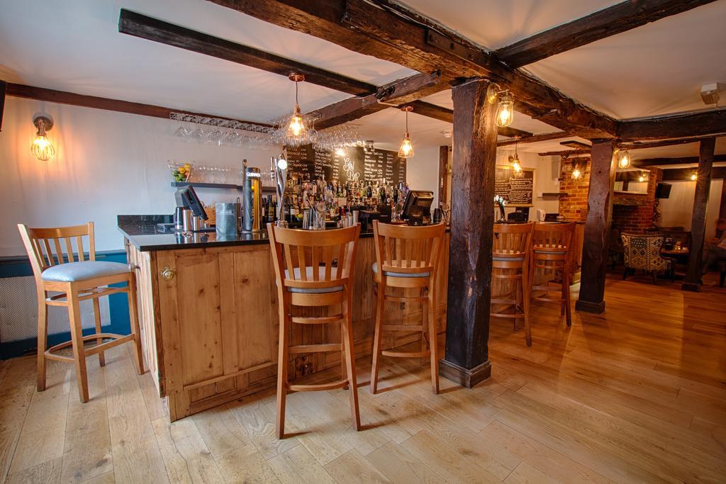 The Saracens Head Hotel Great Dunmow Ngoại thất bức ảnh
