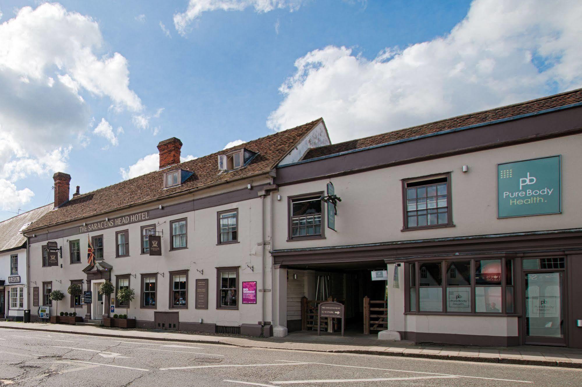 The Saracens Head Hotel Great Dunmow Ngoại thất bức ảnh