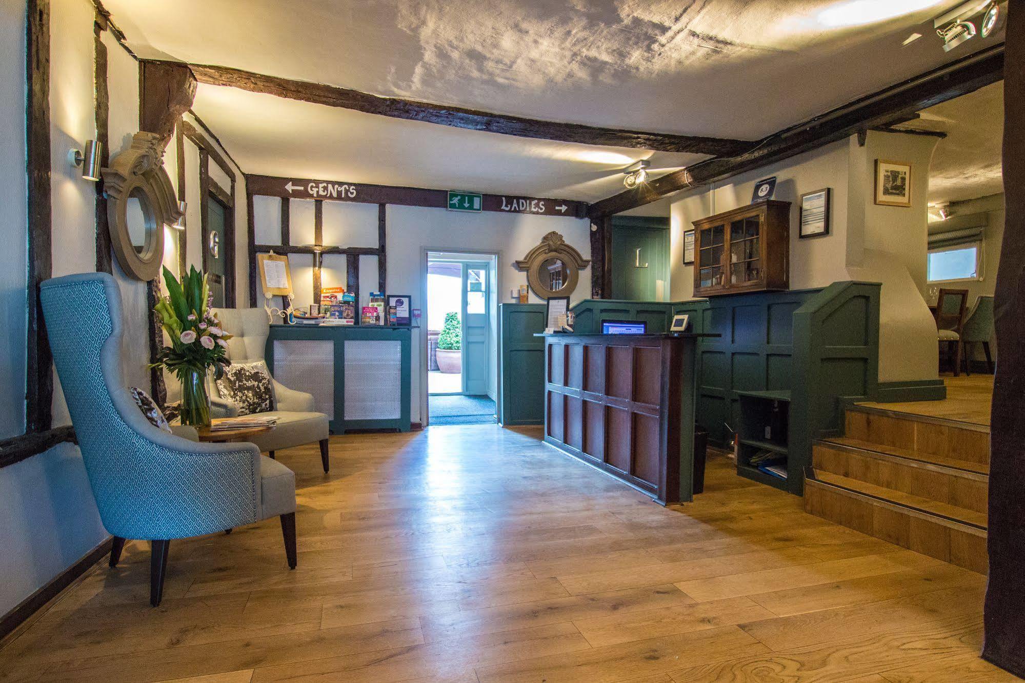 The Saracens Head Hotel Great Dunmow Ngoại thất bức ảnh
